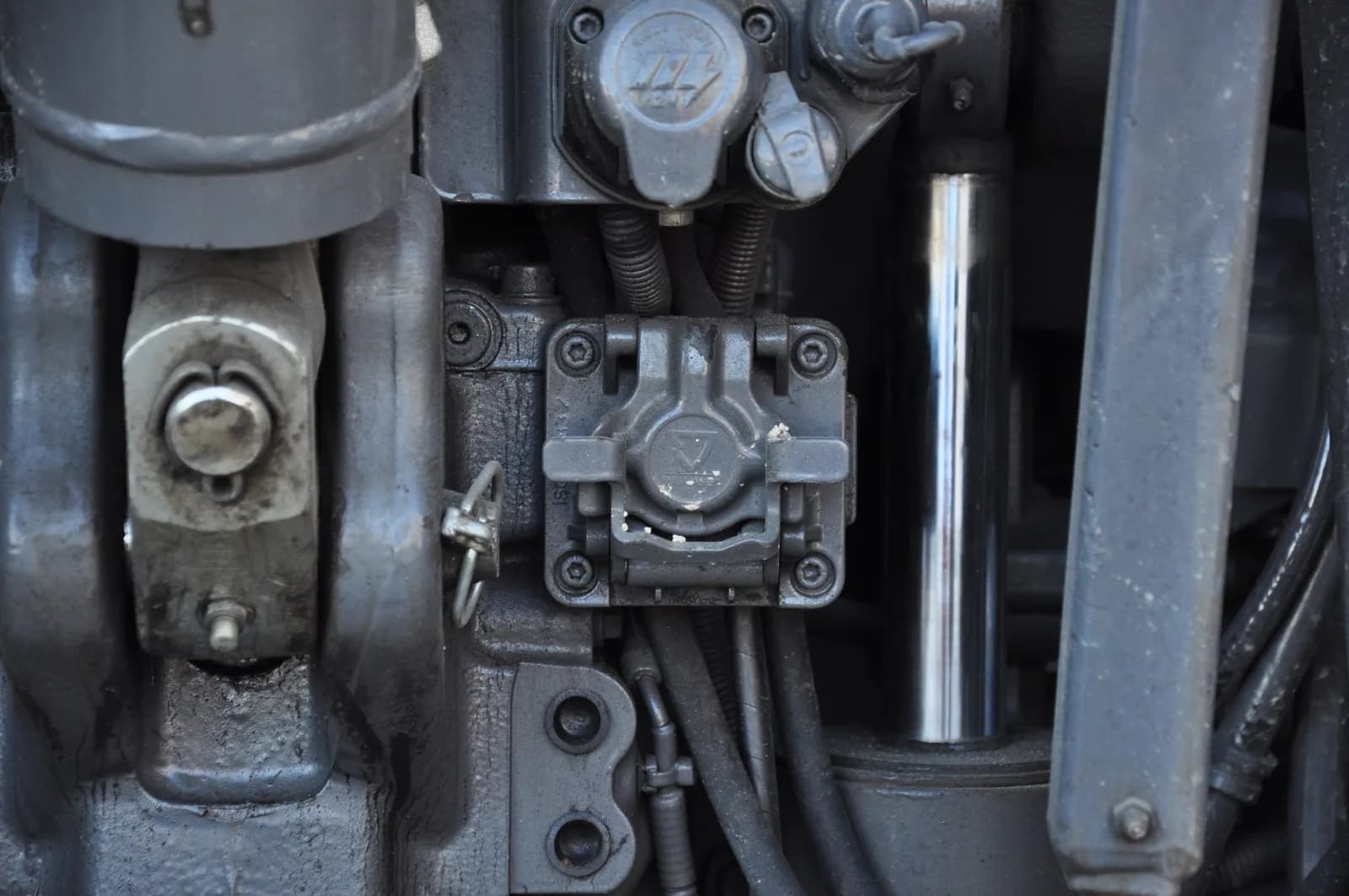 Cover Image for Brochage Connecteur ISOBUS — Schéma 9 Broches En Cabine & Arrière